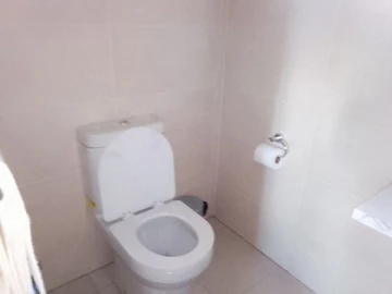 4 Bedroom Garden Flat