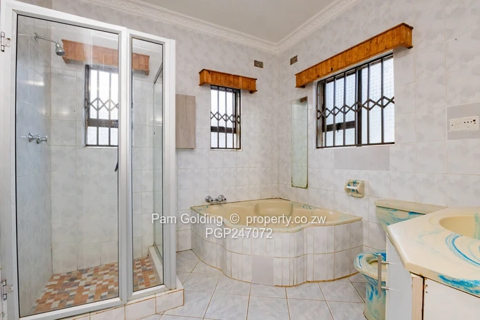 Move in Ready 3 Bedroom Gem!