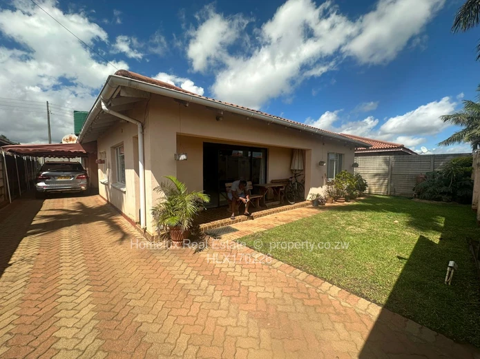 3 Bed Houses for Sale in Bloomingdale HLX176226