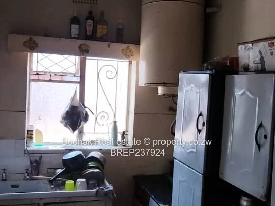 One bedroom flat for sale in bulawayo cbd 