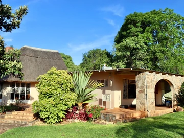 Farm & Agricultural Land