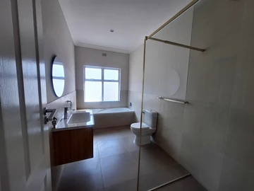 6 Unit Townhouse Complex