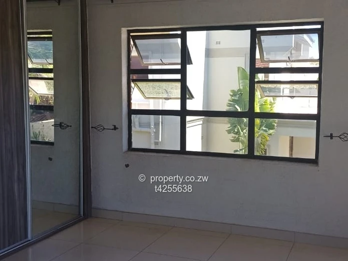 Monavale 3 bedroomed duplex apartment to rent 