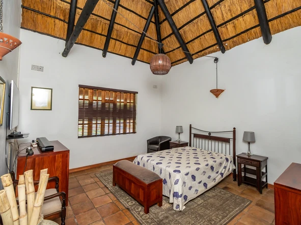 Farm & Agricultural Land