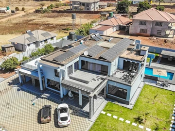 5 Bedroom House