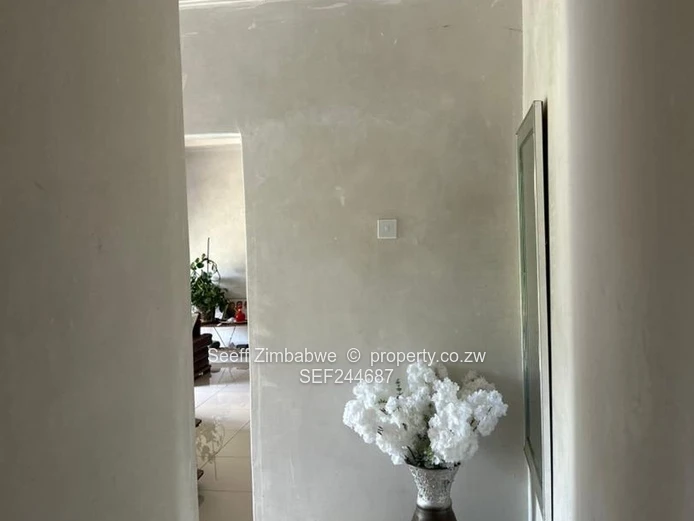 Spacious Pomona 5-Bed Home In Borrowdale Pomona