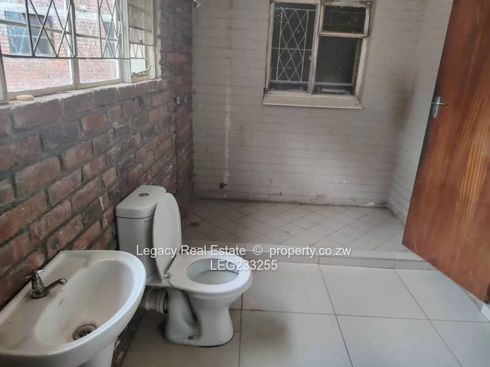 Mt Pleasant Offices to Let – The Chase Road Frontage