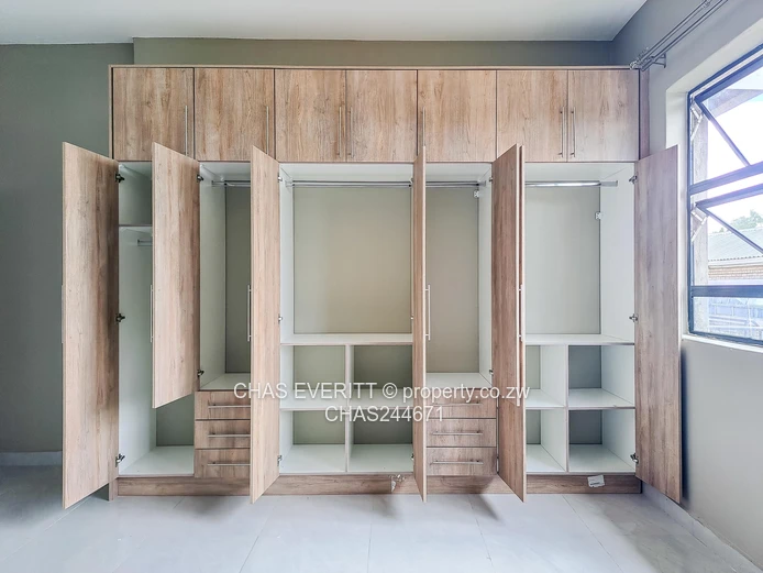 Newly built 3bed Flat to Let 