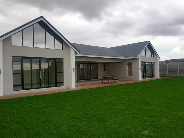 5 Bedroom House