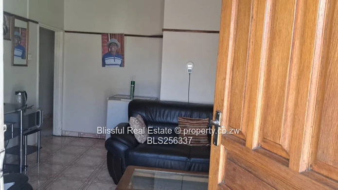 4bedroom house for rent