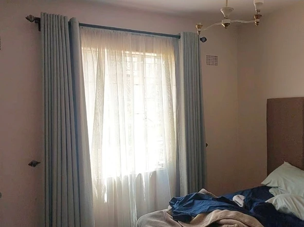2 Bedroom Flat & Apartment