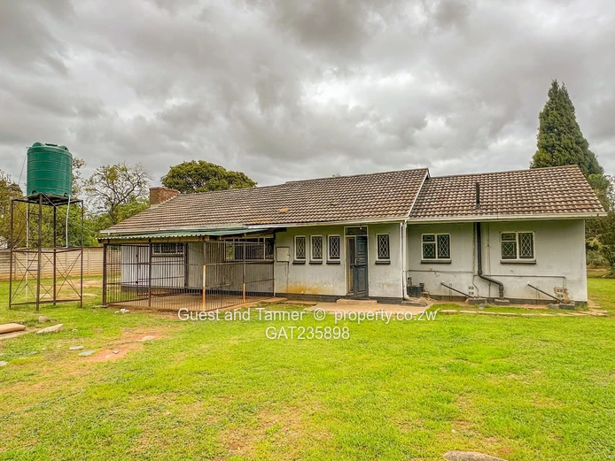 3-Bedroom House For Rent In Hatfield