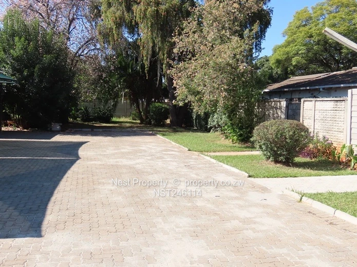 2-Bedroom Garden Flat to Rent in Greystone Park