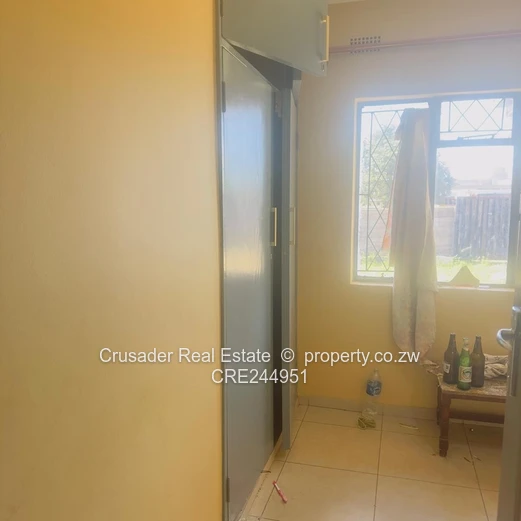 A 3 bedroomed house  located in Marimba to rent 