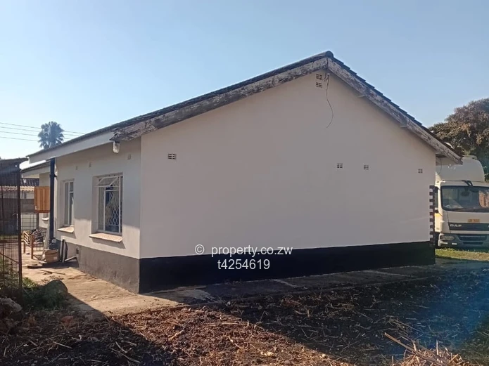 Avondale 3 bedroomed house to Rent 