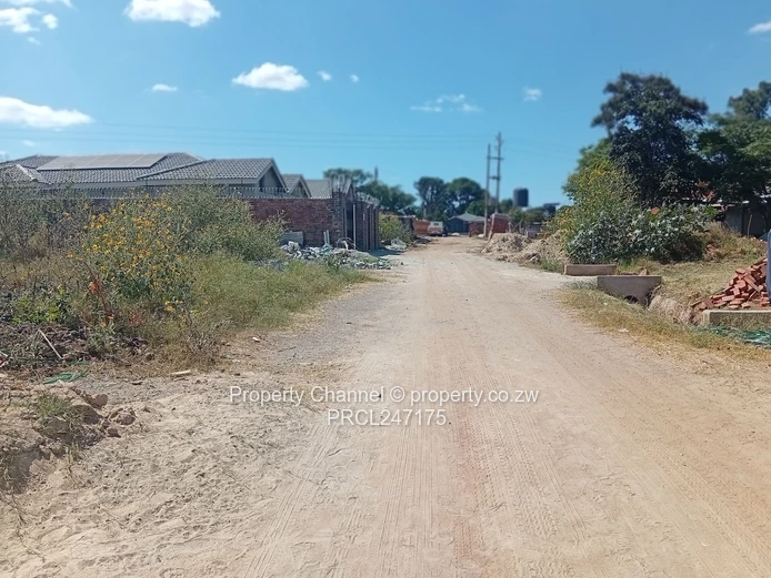 Tiled-Roof 4-Bed Brick Shell on 304 sqm, Parkview
