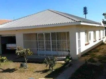 Spacious 3-Bedroom Home with Modern Amenities in Damofalls!