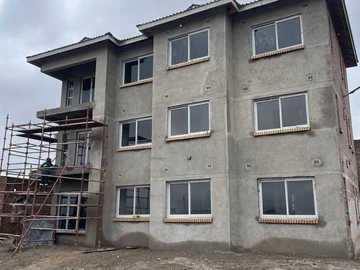 3 Bedroom Flat & Apartment