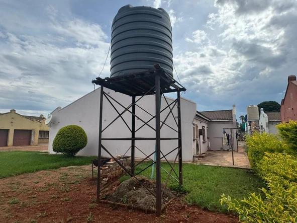 3 Bedroom Garden Flat