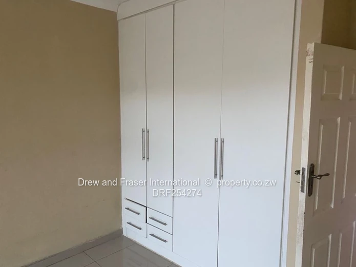 Stylish 4-Bed Home in Mabvazuva, Ruwa — Borehole