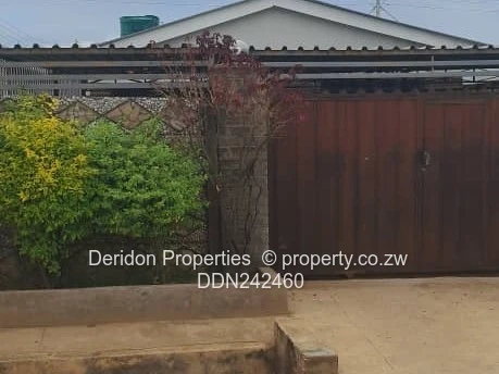 House to Let in Glen Norah