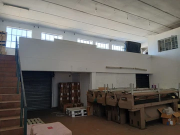 Warehouse & Factory