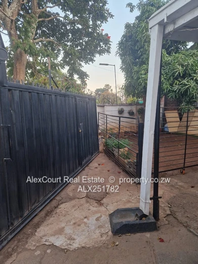Good Investment, Garden Flat In A Prime Location!! 