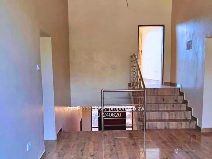 6 Bedroomed Cluster House