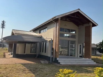 4 Bedroom Garden Flat