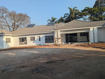 5 Bedroom House