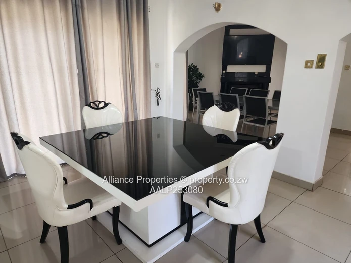 Massive, lovely 6 bed home in Borrowdale