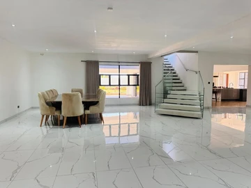 6 Bedroom House