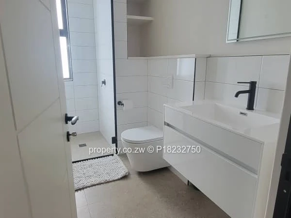 3 bedroomed garden flat to rent