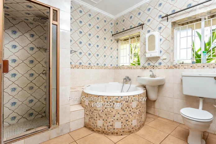 New On The Market; Strathaven 4402 Sqms