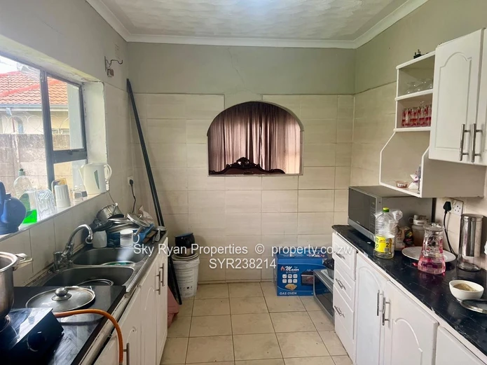 Zimre Park House For Sale