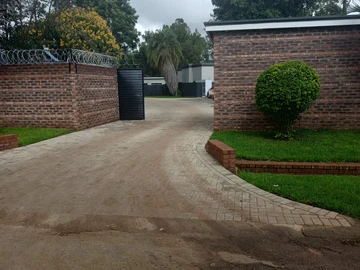 2 Bedroom Garden Flat