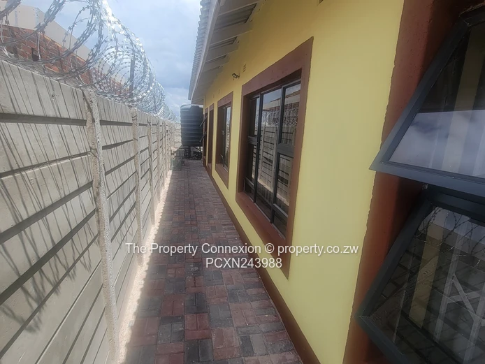 Modern & Spacious 4-Bedroom Family Home to Rent – Stoneridge