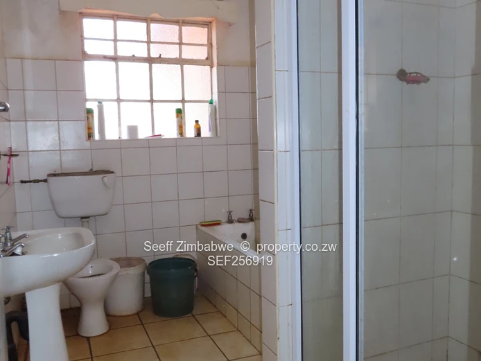 Spacious 5-Bed Philadelphia Home along William Powlett Drive (Sole Mandate)