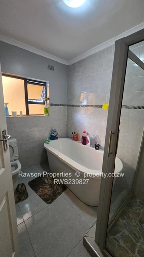 Spacious 5-Bedroom Family Haven in Secure, Modern Comfort