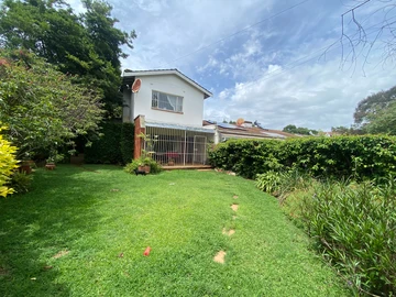 Lovely Garden Flat Close To International School & Arundel Shops