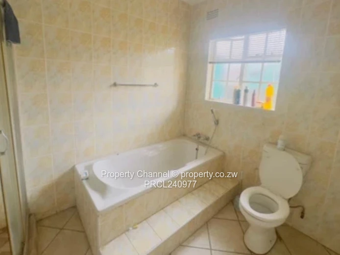 Apartment For Sale in Waterfalls 