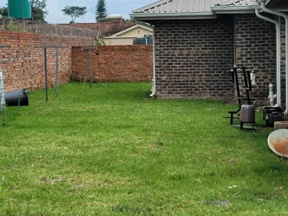 18 Unit Townhouse Complex