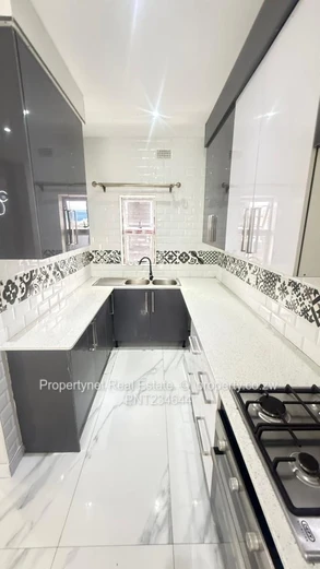 Lovely modern home!!!