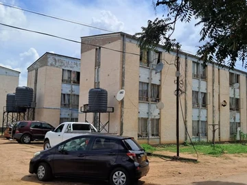 3 Bedroom Flat & Apartment