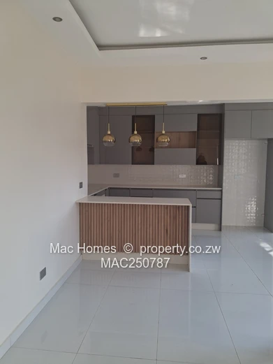 3 Bedroom cluster for sale in Emirald hill