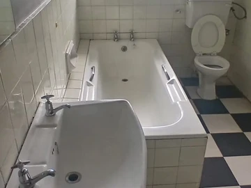 3 Bedroom Garden Flat
