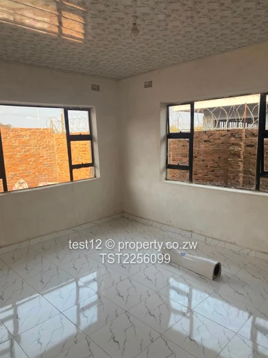 Graceland (Warren Park) House For Sale 
