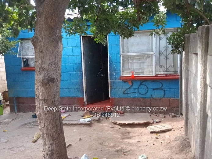 Zengeza (2) Chitungwiza Corehouse For Sale 