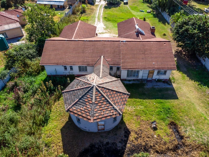 8-Bedroom Family Home for Sale in Hatfield, Harare with Borehole, 3617m²