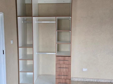 3 Bedroom Flat & Apartment